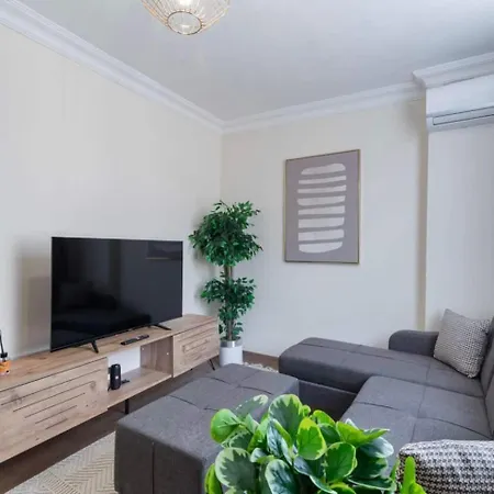 Modern Space Walking Distance From Taksim Sq Apartment