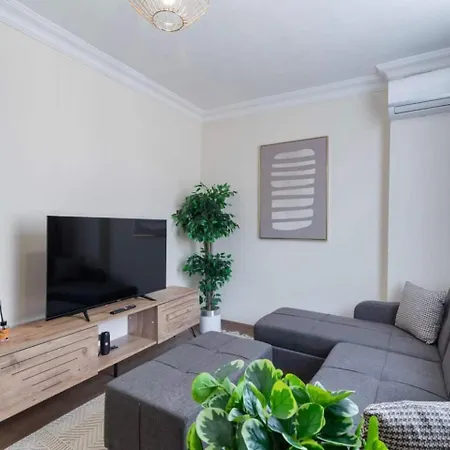 Modern Space Walking Distance From Taksim Sq Apartment